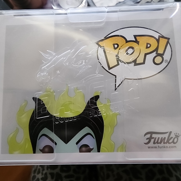MALEFICENT FUNKO - SPECIAL ED - Picture 5 of 6